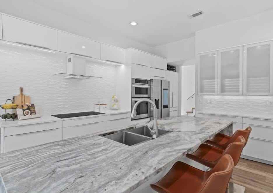 24 Captiva Cir - Photo 7 of 50