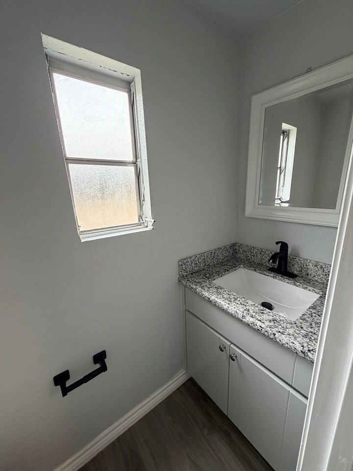 1563 Avenida Encuentro - Photo 5 of 19
