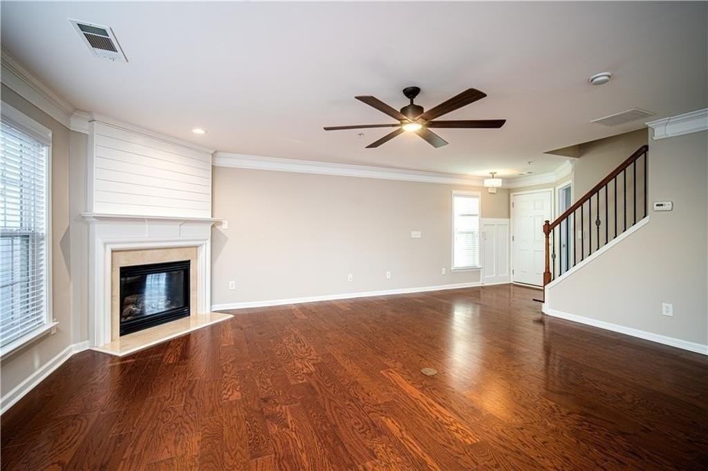 265 Balaban Cir - Photo 4 of 24