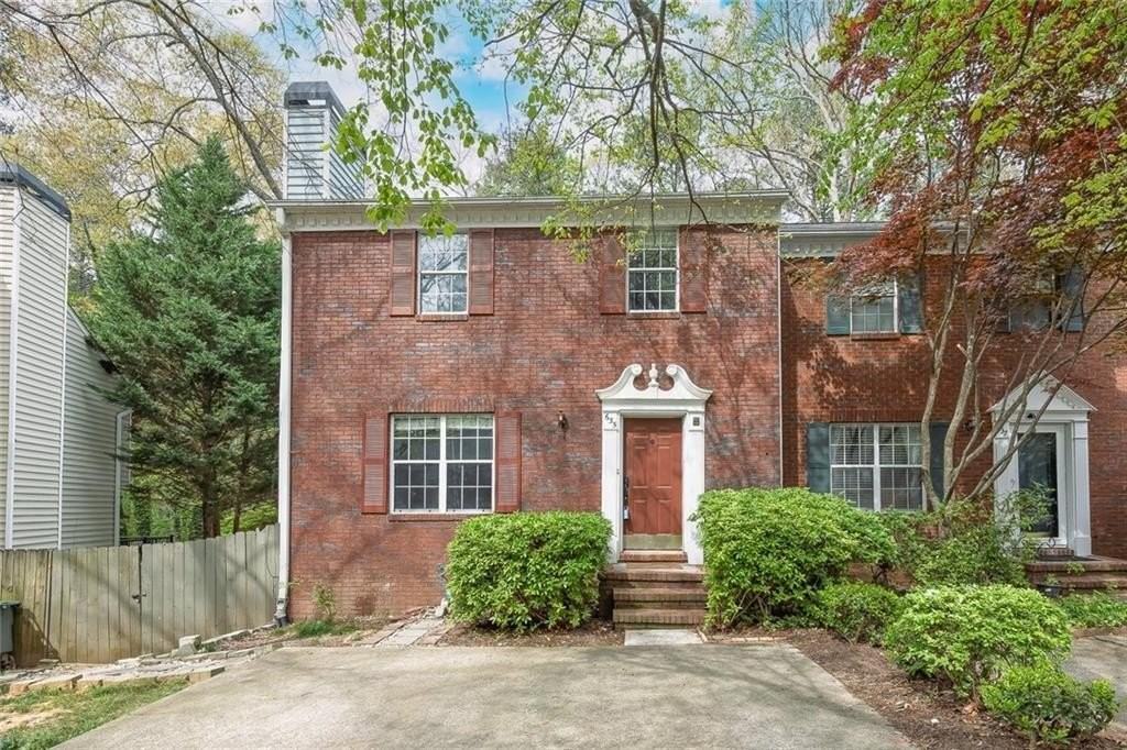635 Anderson Walk #635 - Photo 2 of 39