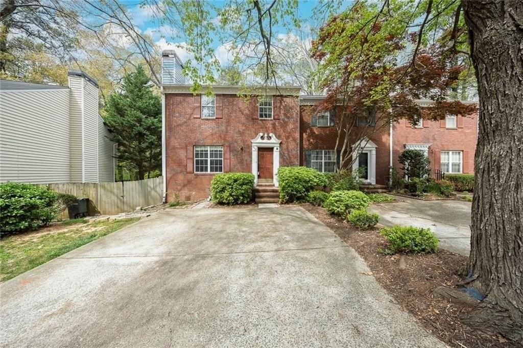 635 Anderson Walk #635 - Photo 4 of 39