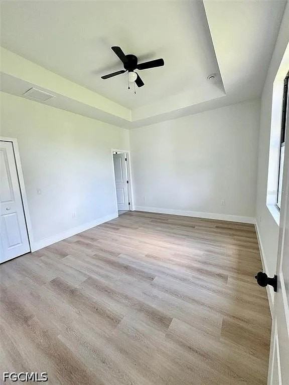 1041/1043 Albany Avenue - Photo 3 of 10