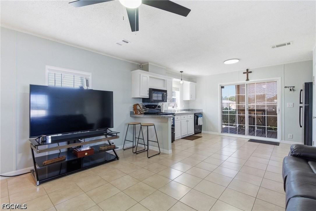 5558 Palm Beach Blvd #105 - Photo 5 of 40