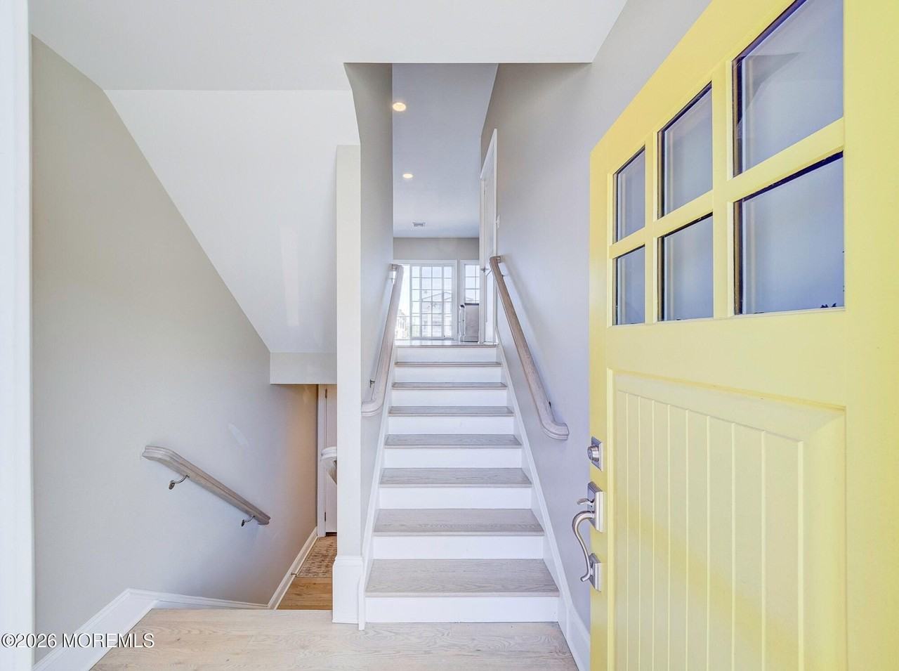 231 Bryn Mawr Ave - Photo 5 of 50