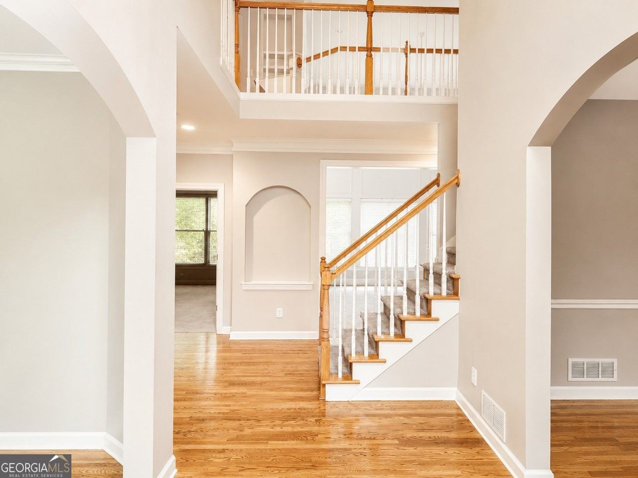 3391 Fieldwood Dr - Photo 2 of 15