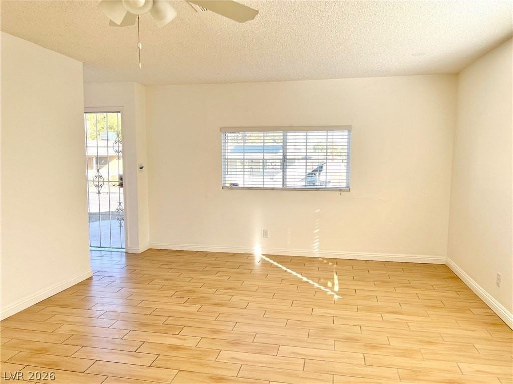 428 Beaumont St - Photo 5 of 44