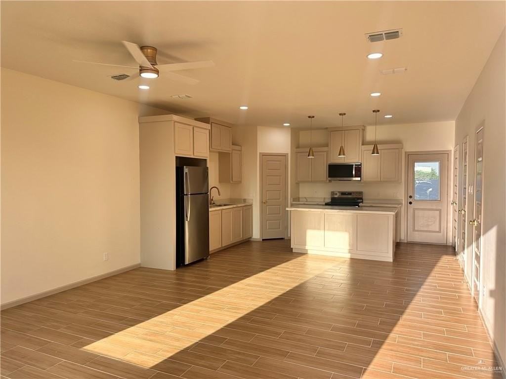 3210 S Joanna Ave #2 - Photo 2 of 19