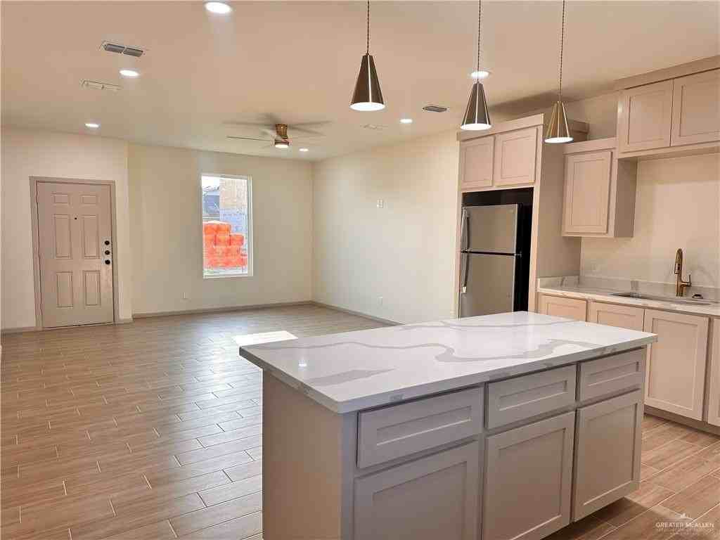 3210 S Joanna Ave #2 - Photo 4 of 19