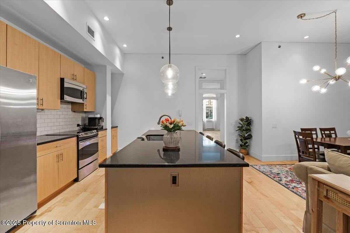 509 Bogart Pl #202 - Photo 5 of 42