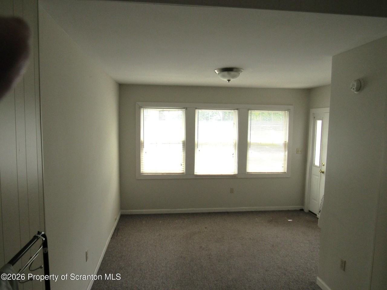 1701 Capouse Ave #3 - Photo 5 of 19