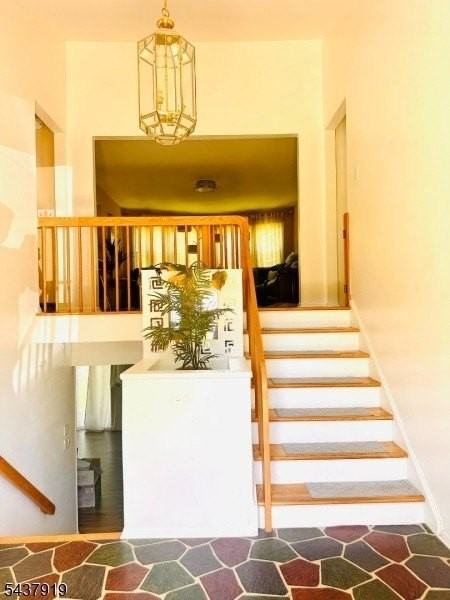 7 Doremus Dr - Photo 3 of 28