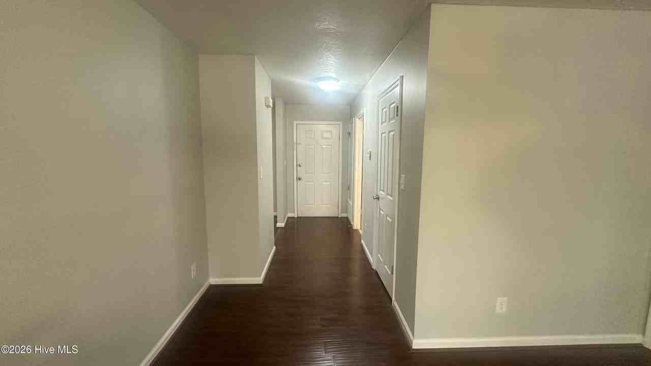 1112 Colony Place Dr - Photo 3 of 24