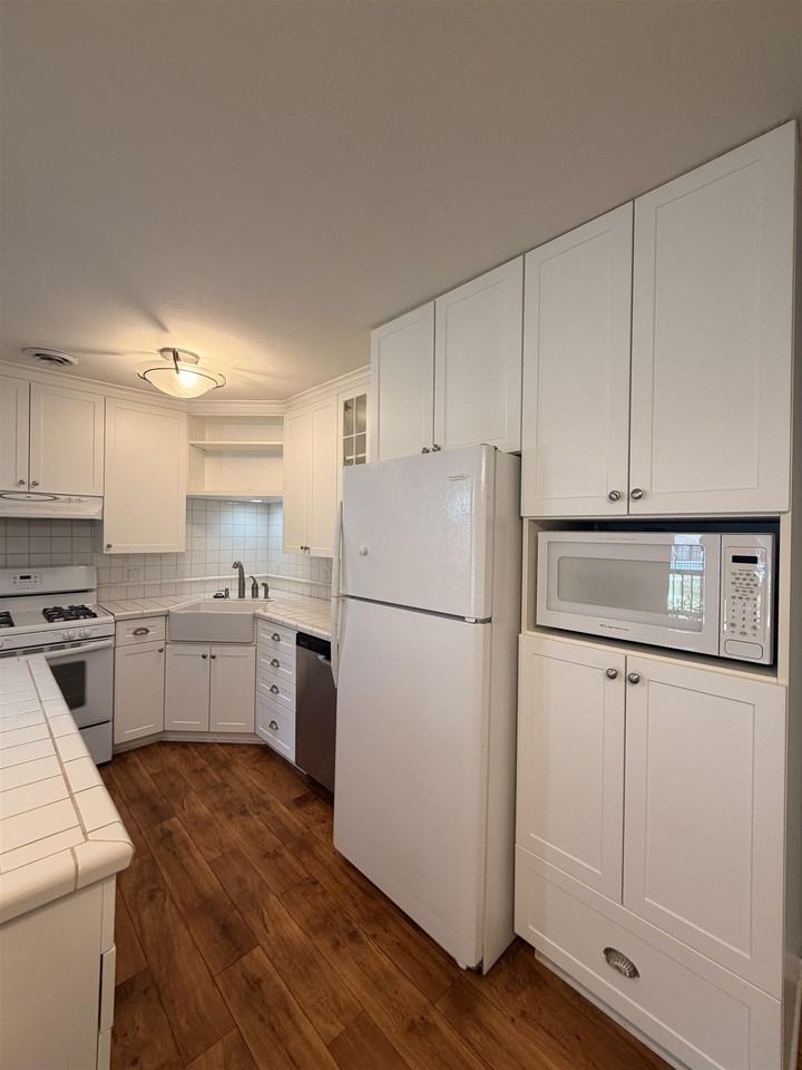 3 27th St #118 - Photo 7 of 12