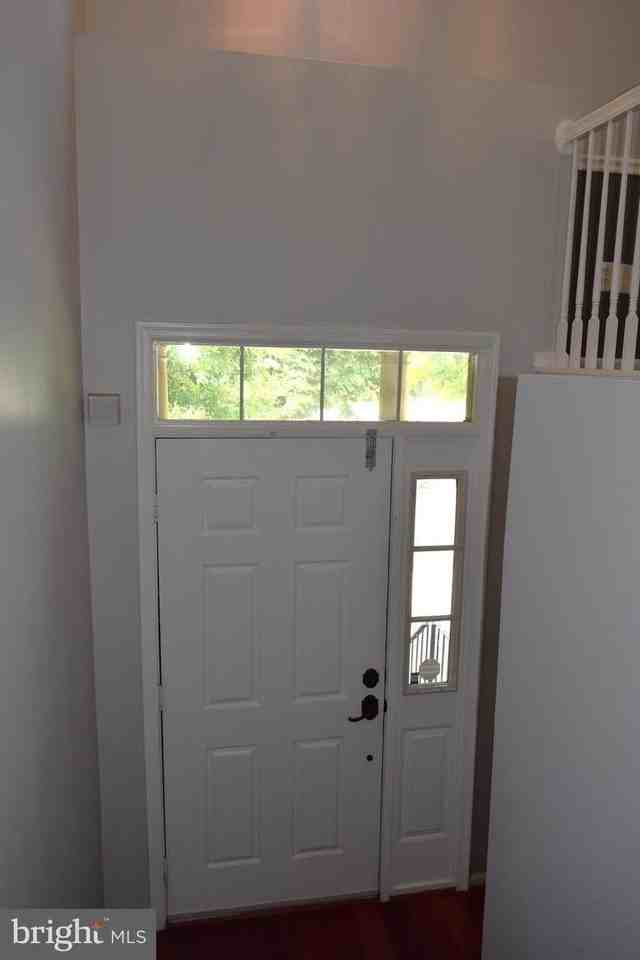 8819 Blue Royale Ln - Photo 5 of 50