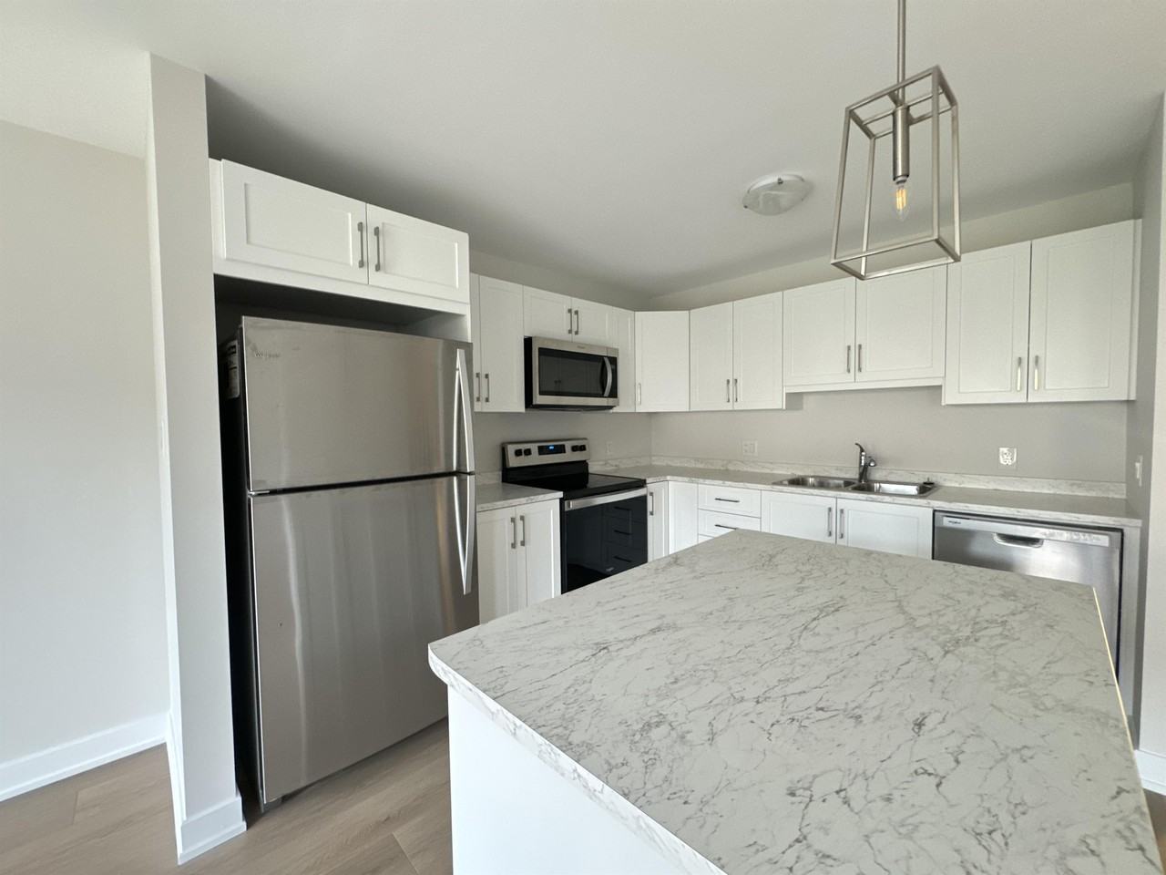 65 Staples Blvd #1 - Photo 3 of 21