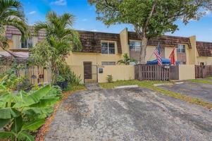 featured image of 3764 Sw 60th Ter #15