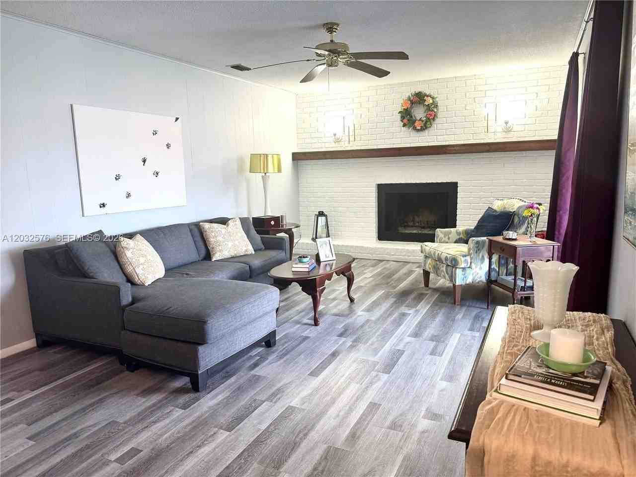 1063 Wexford Way - Photo 7 of 16