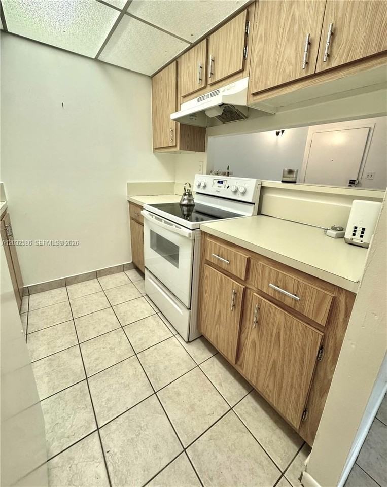 5835 Washington St #52 - Photo 4 of 11