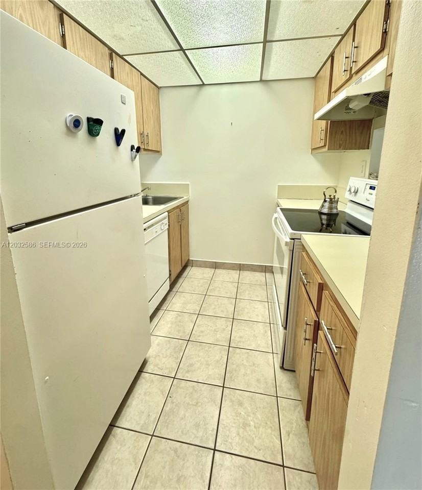5835 Washington St #52 - Photo 5 of 11