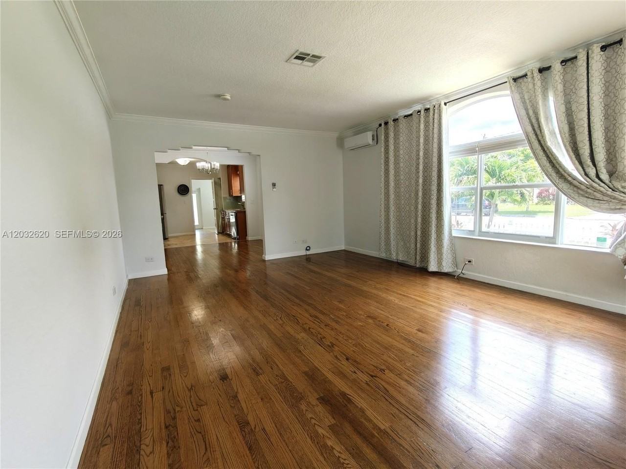 470 Sw 25th Rd - Photo 5 of 17