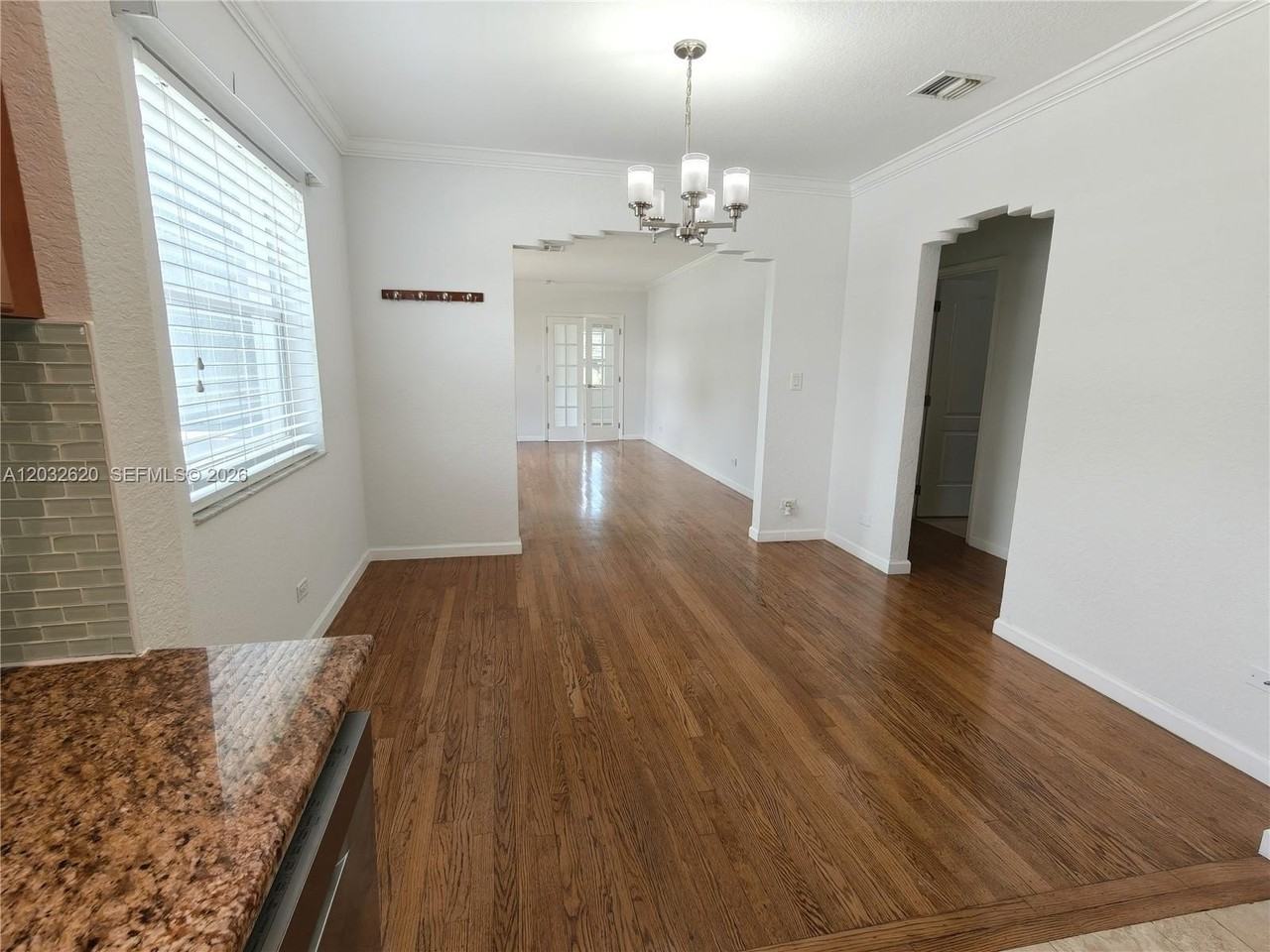 470 Sw 25th Rd - Photo 6 of 17