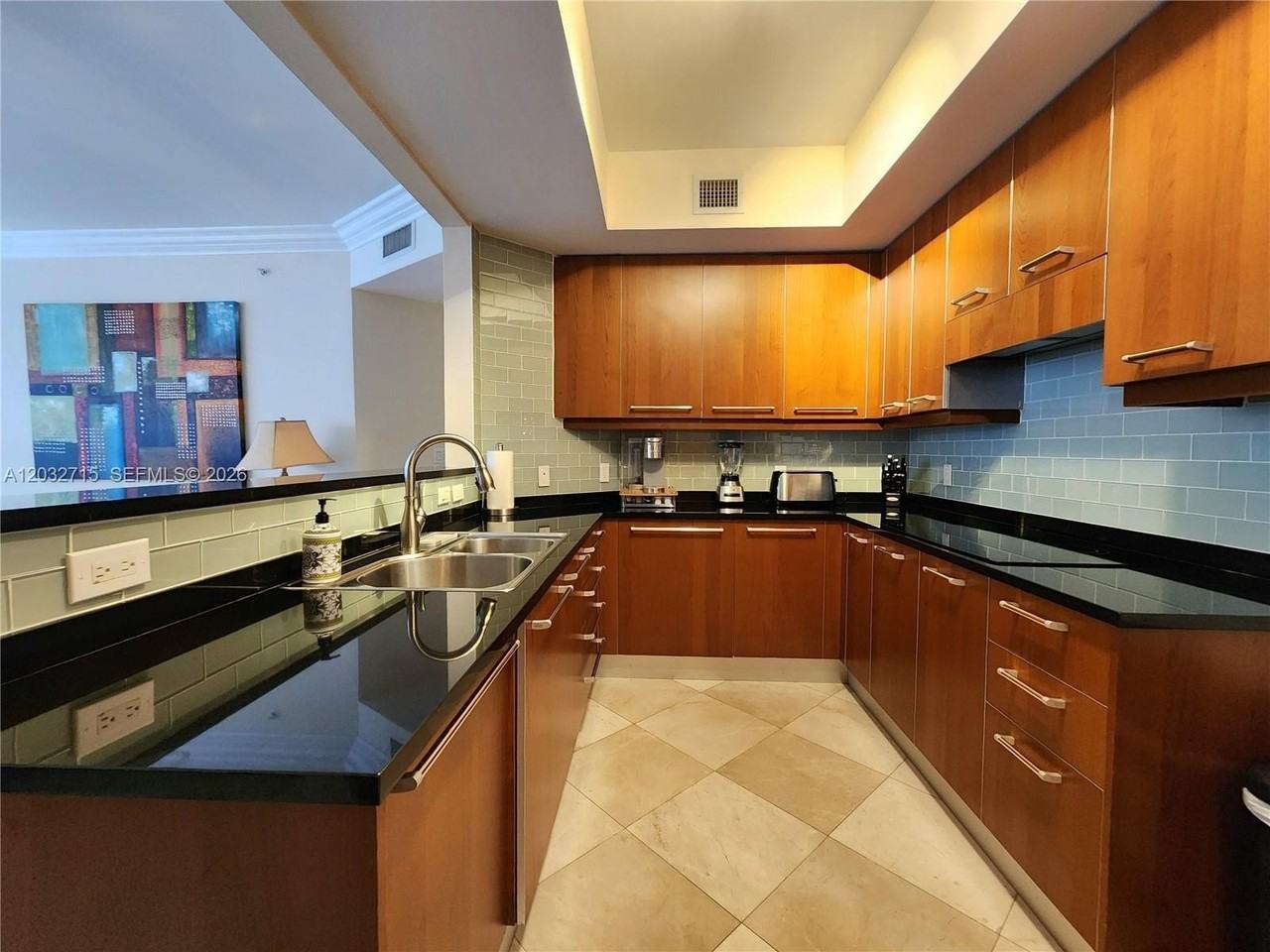 3101 S Ocean Dr #1106 - Photo 4 of 40