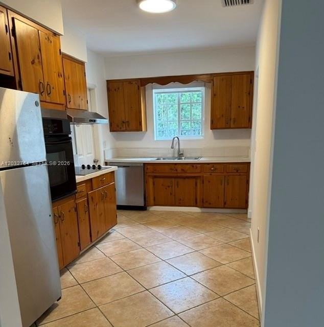 753 Navarre Ave - Photo 4 of 24
