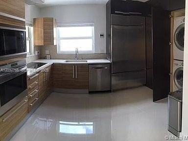 3 Farrey Ln #3 - Photo 2 of 11