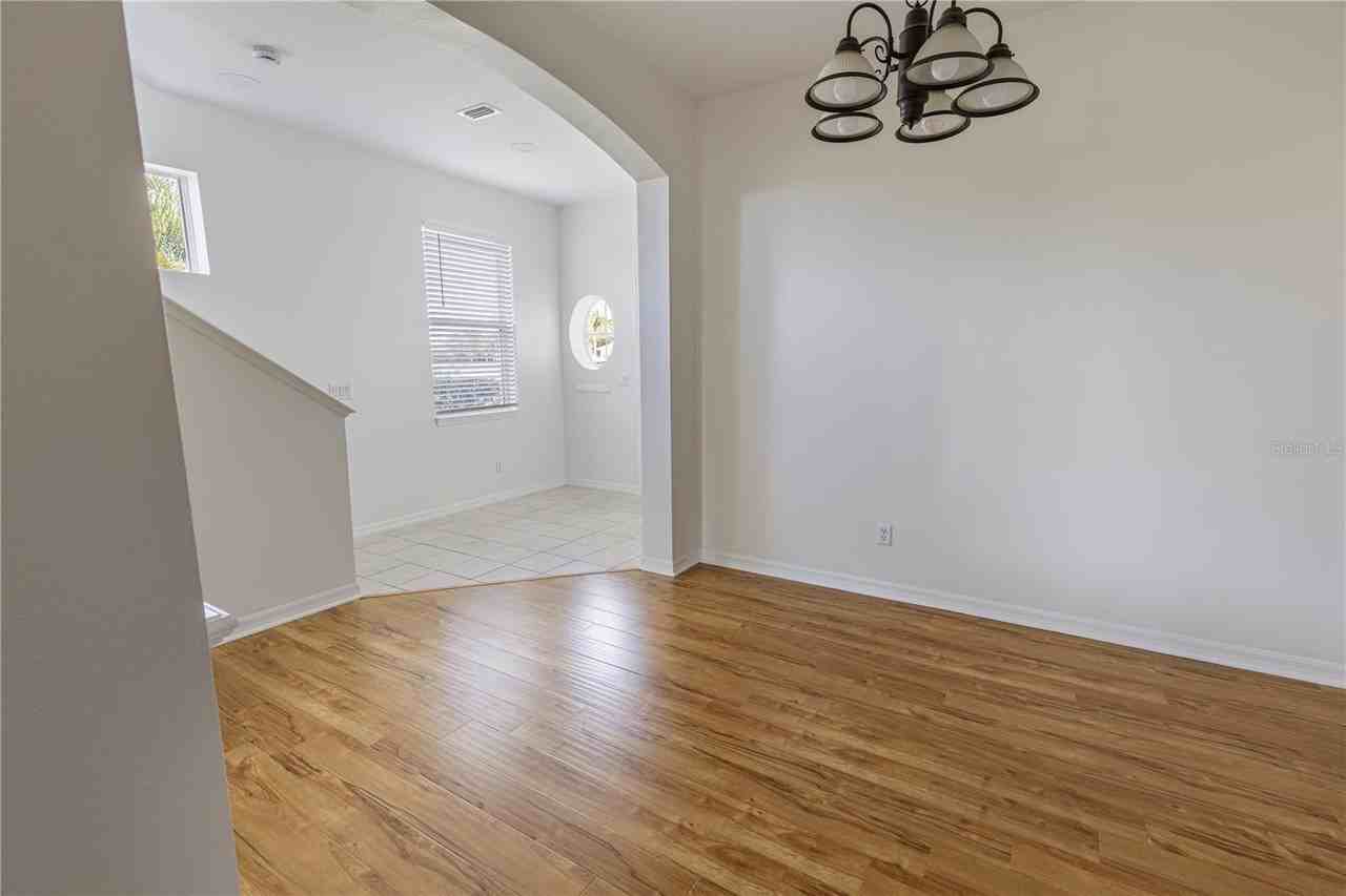 1085 Jonah Dr - Photo 6 of 37