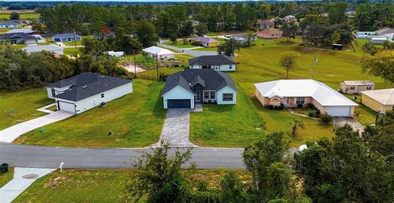 15683 Sw 49th Avenue Rd - Photo 4 of 33