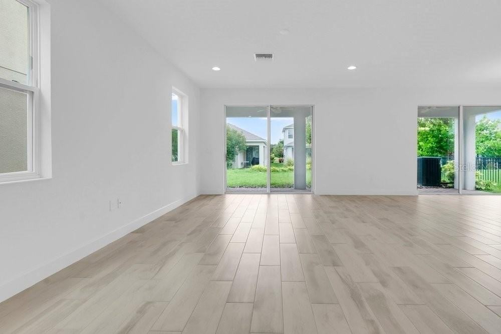 6214 Sea Amber Ln - Photo 5 of 50