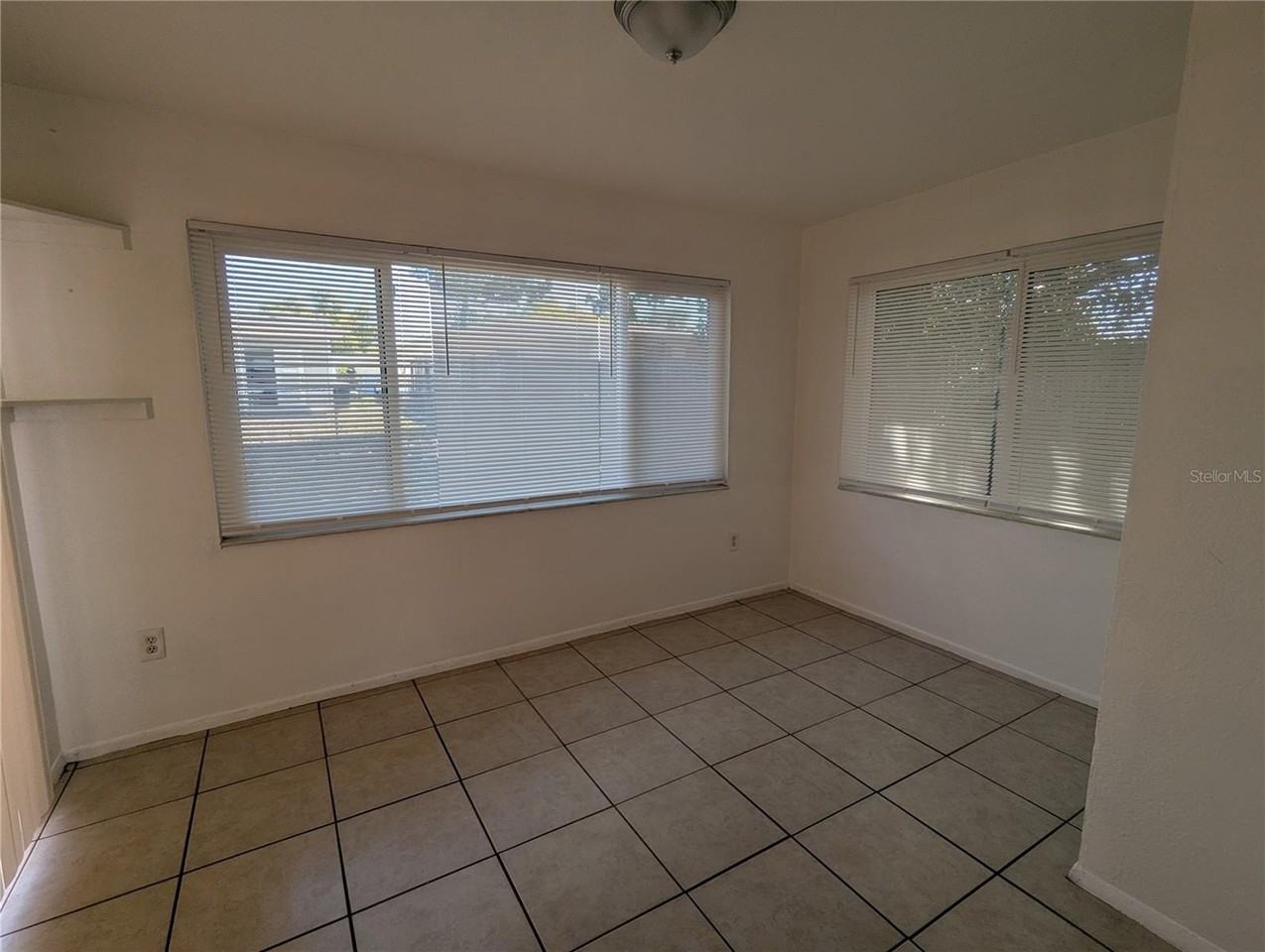 9310 Whitman Ln - Photo 5 of 17