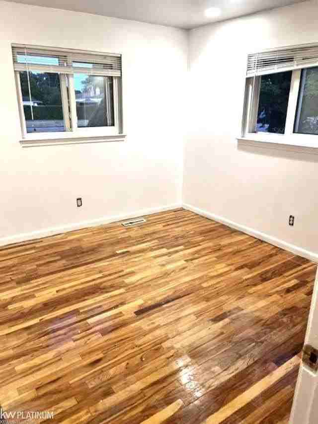 29739 Schoenherr Rd - Photo 3 of 7
