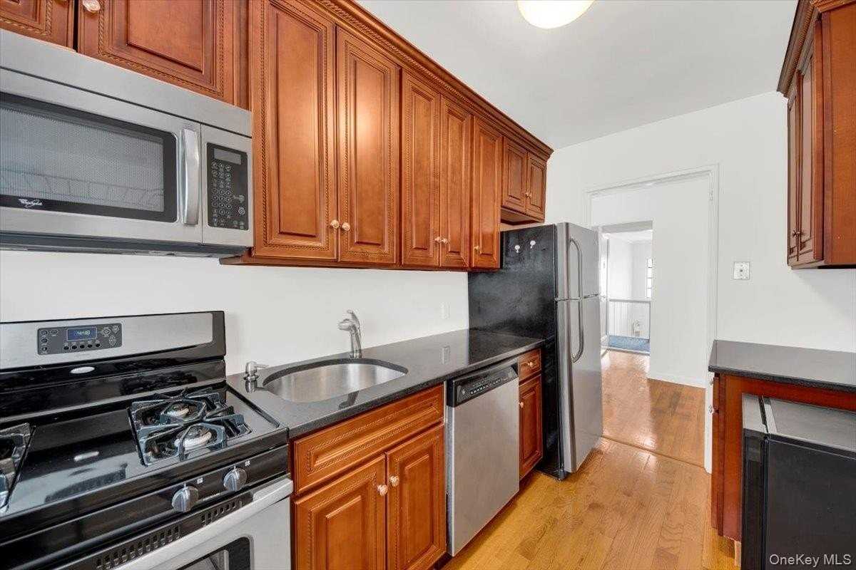 10 South Rd #2F - Photo 5 of 16
