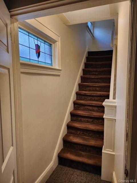 283 Houston Ave #2ndFL - Photo 4 of 16
