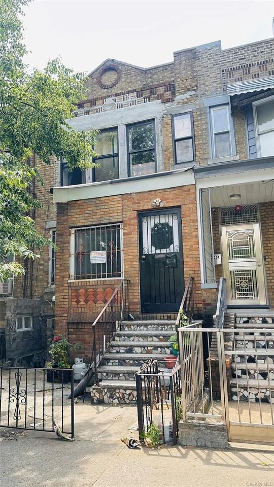 258 Forbell St #1 - Photo 7 of 13