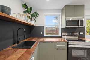 featured image of 117 Lander St #2