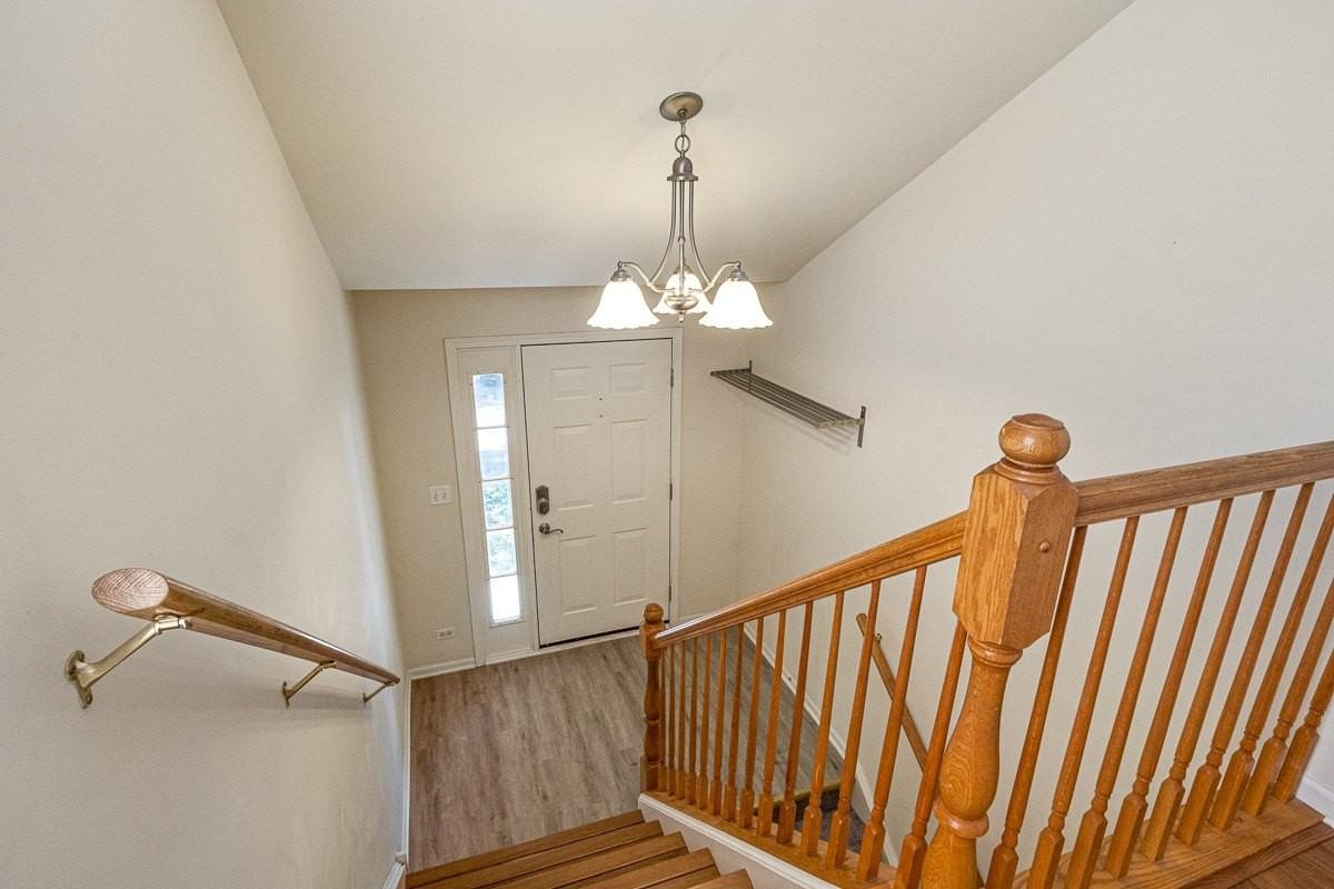2409 Wilton Ln - Photo 3 of 28