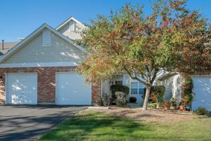featured image of 2943 Kentshire Cir