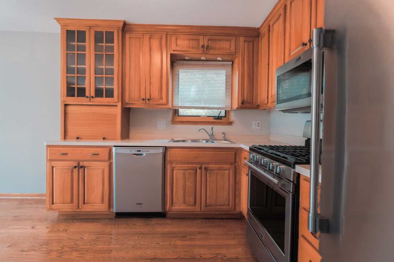 1000 Hunter St - Photo 6 of 44