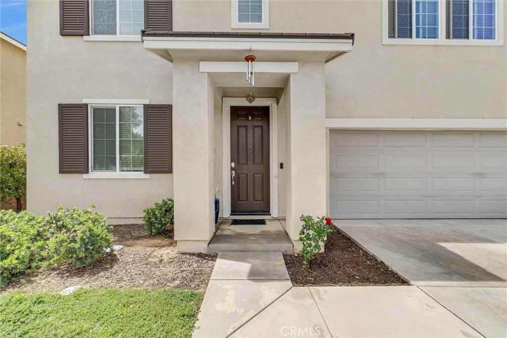 1059 Little Leaf St - Photo 4 of 26