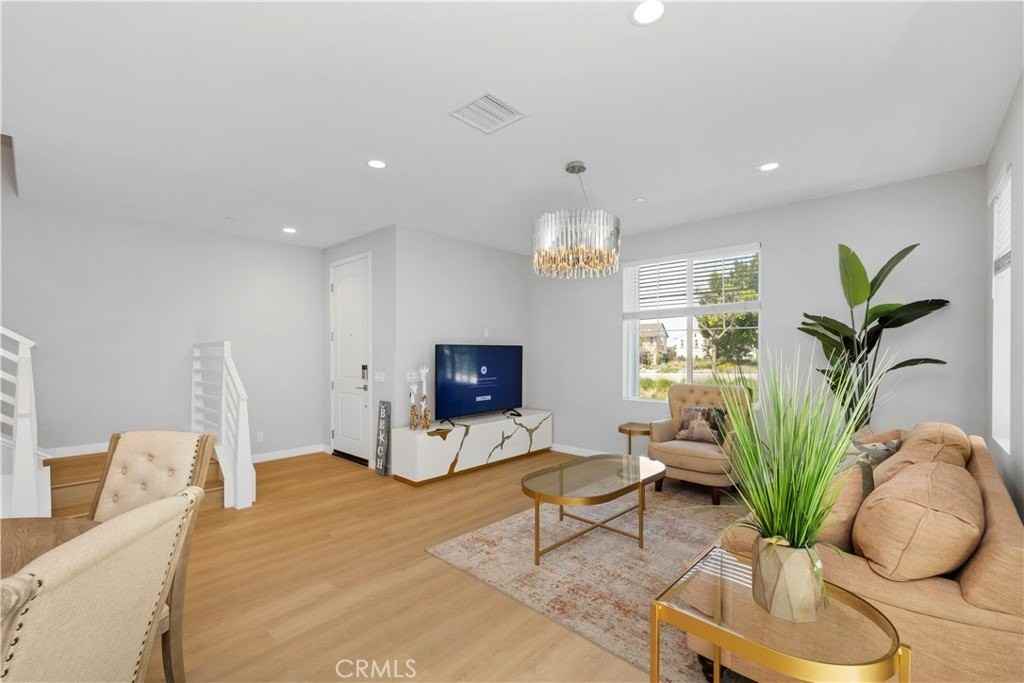 136 Modjeska - Photo 5 of 40