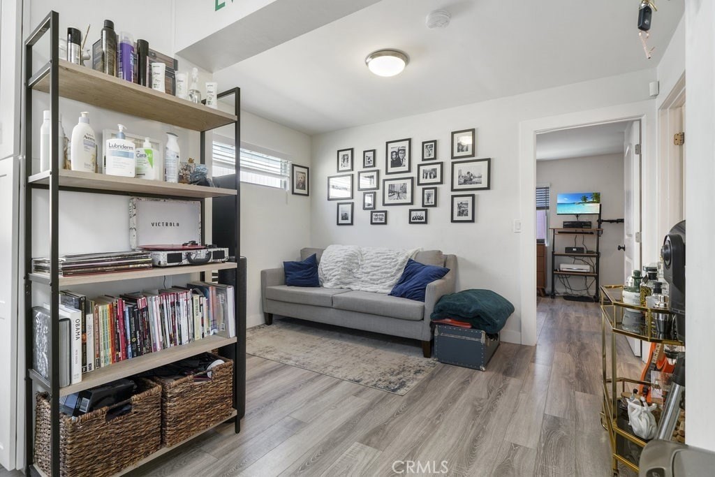 5614 Calhoun Ave - Photo 5 of 15