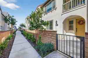 featured image of 4091 S Wildflax Paseo #173