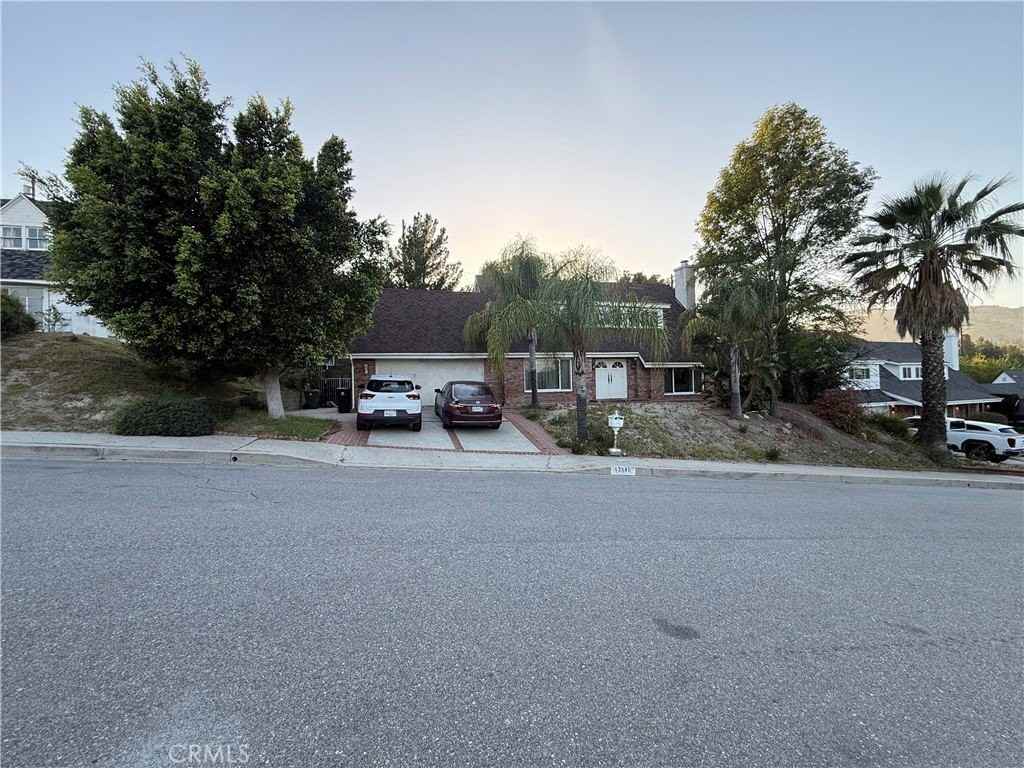 12119 Bambi Pl - Photo 2 of 13
