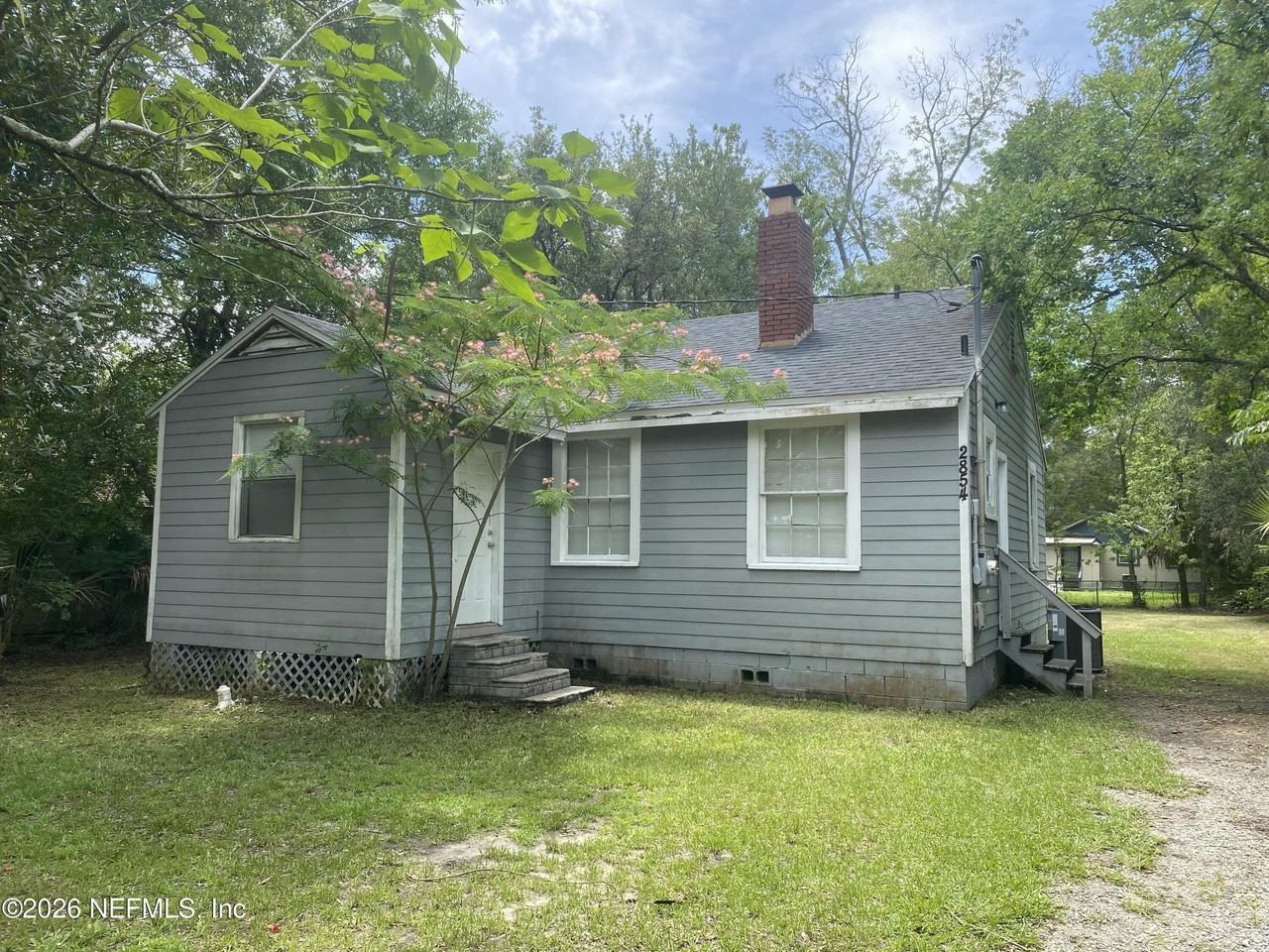 2854 Wickwire St - Photo 2 of 18