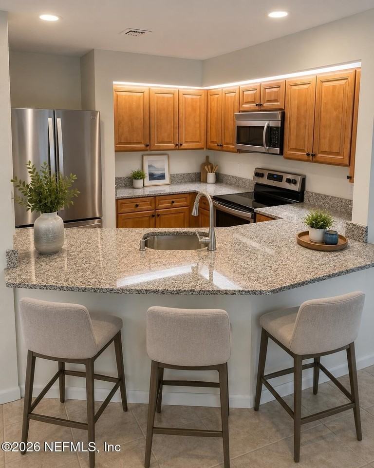 8562 Sturbridge Cir W - Photo 6 of 15