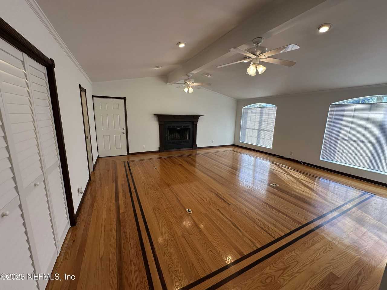 4690 Homestead Rd - Photo 5 of 13