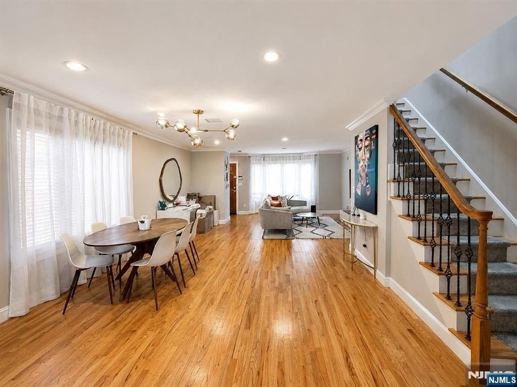 461B 5th St - Photo 4 of 23