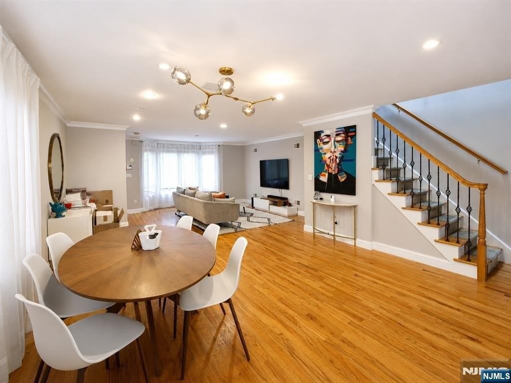 461B 5th St - Photo 5 of 23